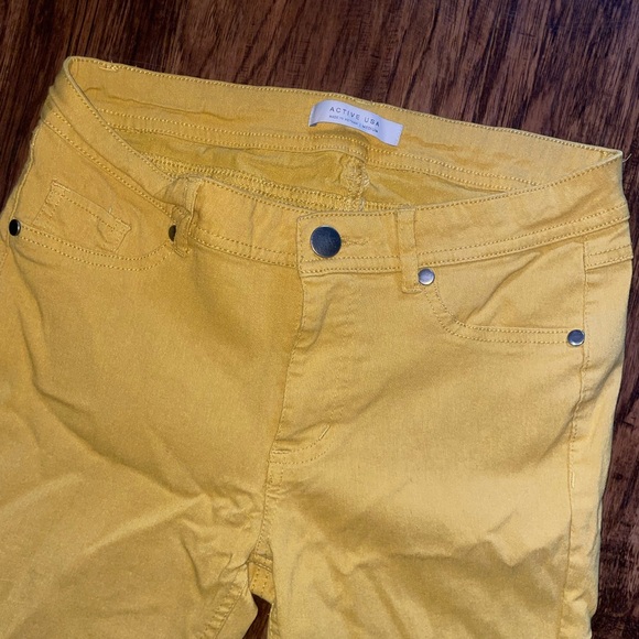 Active USA Mustard Skinny Jeans - Picture 2 of 4